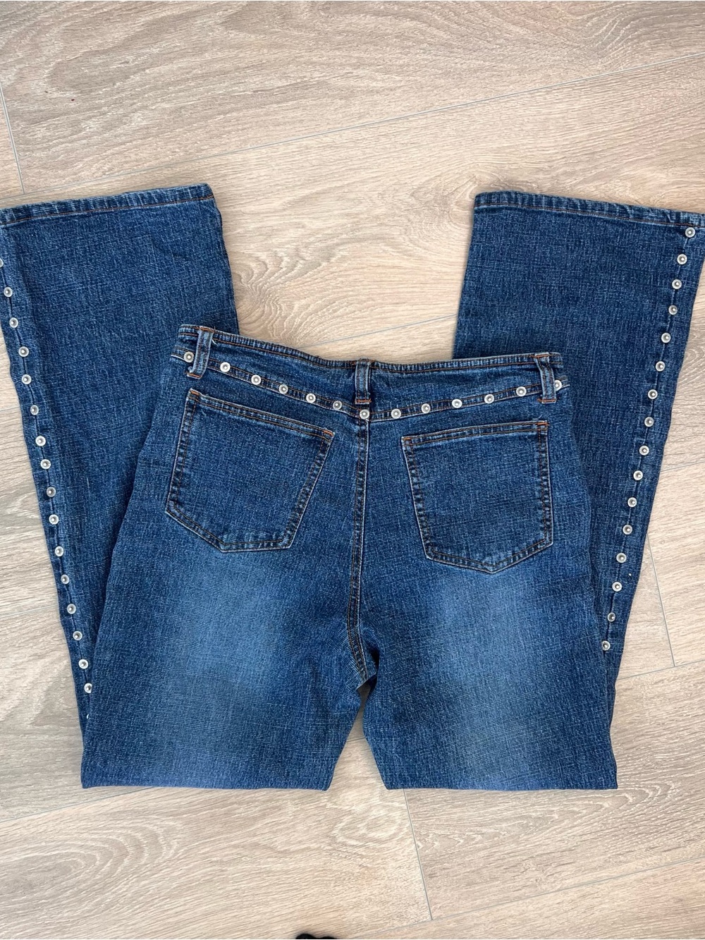 Women's Y2K Low-Mid Rise Blue Studded Straight Jeans